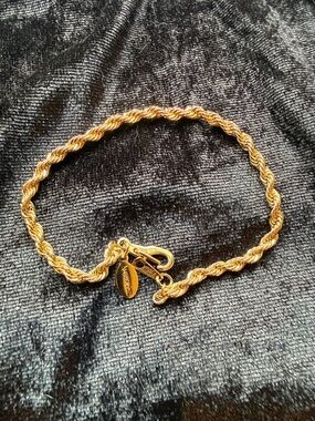 Women's Gold Plated bracelet: Ambassador:Korea